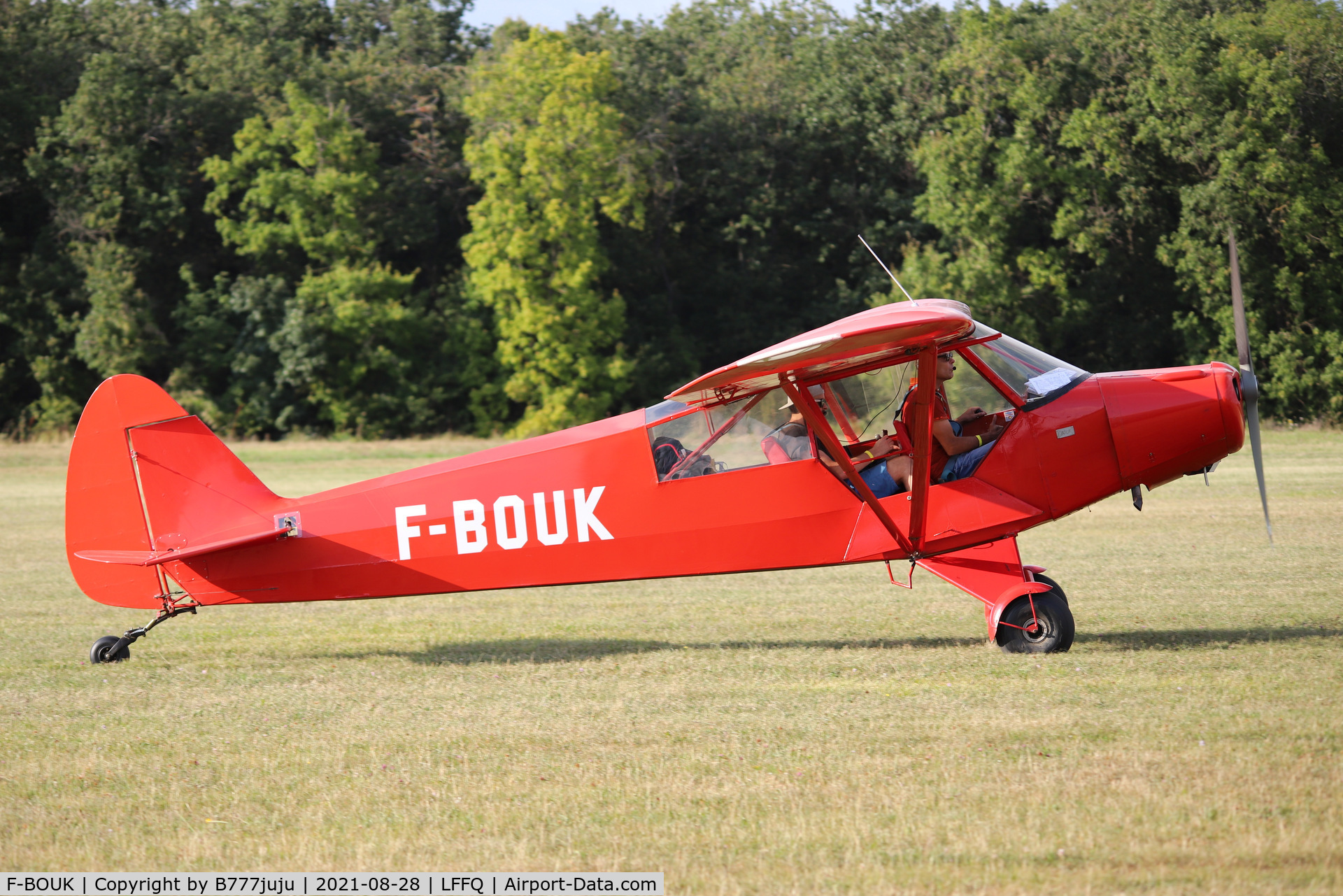 F-BOUK, Piper PA-19 Super Cub C/N 181605, during Ferté Alais 2021