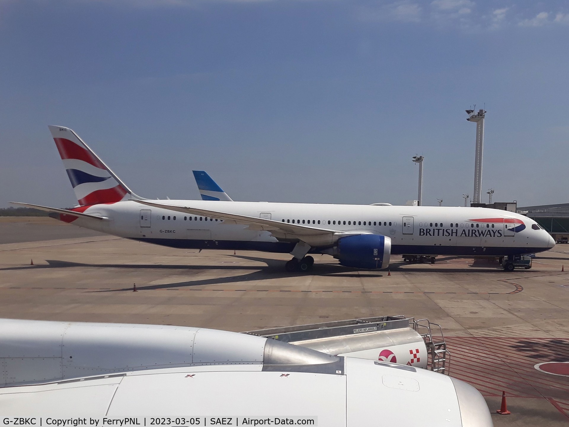 G-ZBKC, 2015 Boeing 787-9 Dreamliner Dreamliner C/N 38621, BA B789 at its gate in EZE