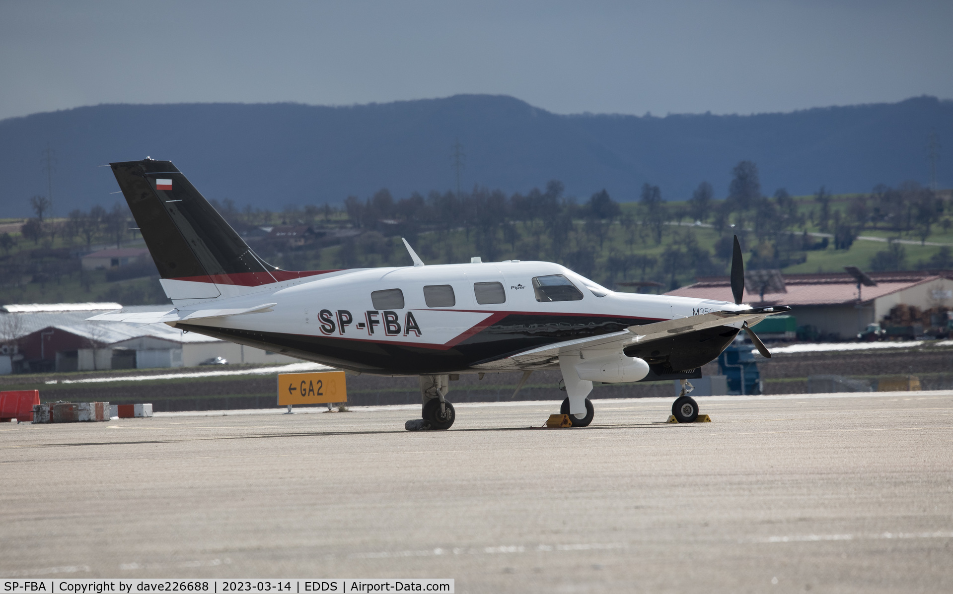 SP-FBA, 2015 Piper PA-46-350P Malibu Mirage C/N 46-36729, Ex N716BM Exported 2020
Seen at STR on GA Ramp