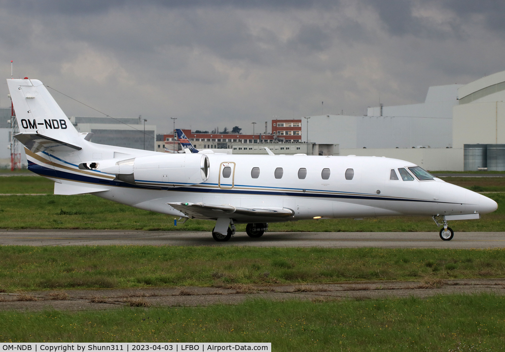 OM-NDB, Cessna Citation 560 XLS+ C/N 560-6148, Taxiing to the General Aviation area...