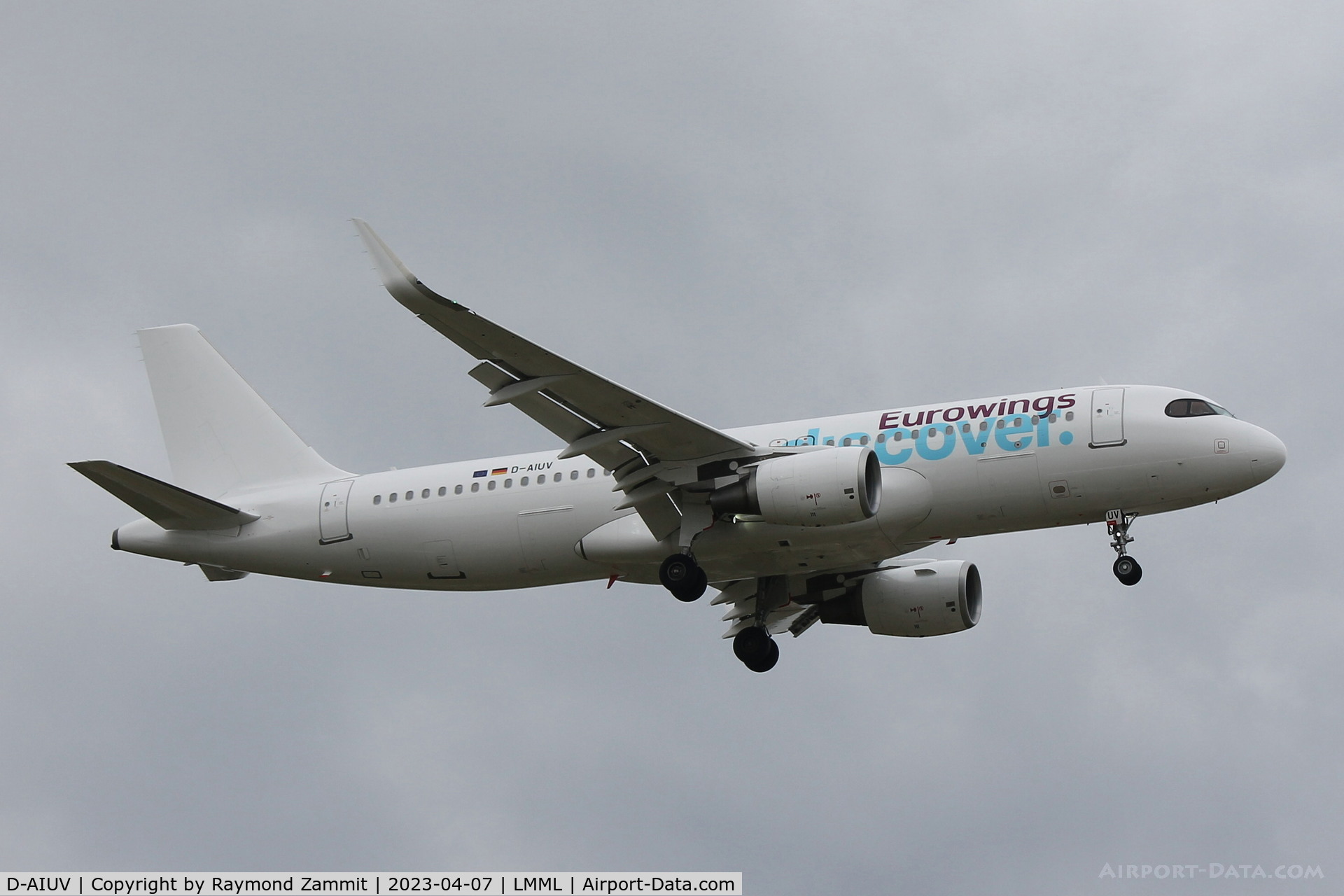 D-AIUV, 2016 Airbus A320-214 C/N 7174, A320 D-AIUV Eurowings Discover