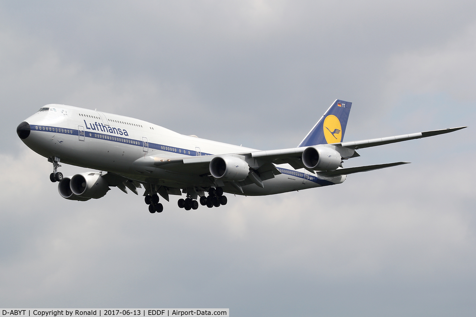 D-ABYT, 2015 Boeing 747-830 C/N 37844, at fra