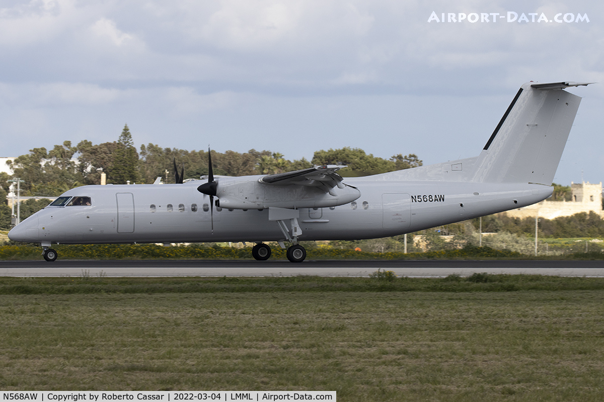 N568AW, 2001 Bombardier DHC-8-315 Dash 8 C/N 568, Runway 31