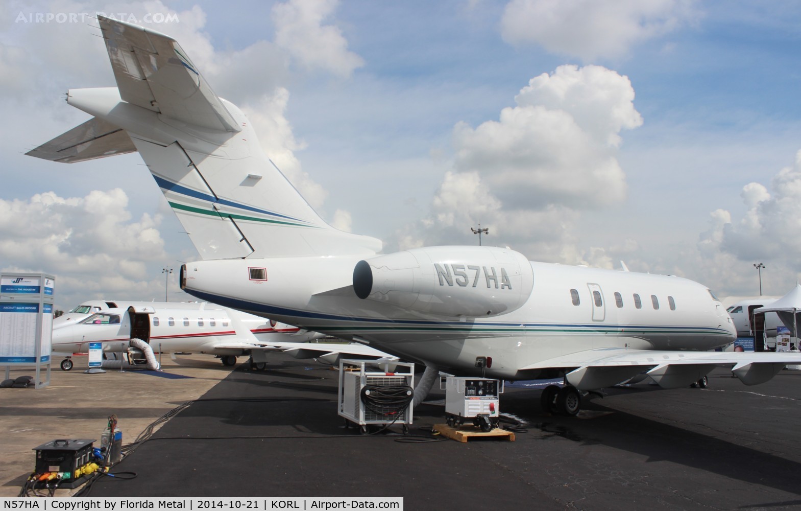 N57HA, 2006 Bombardier Challenger 300 (BD-100-1A10) C/N 20115, Challenger 300 zx