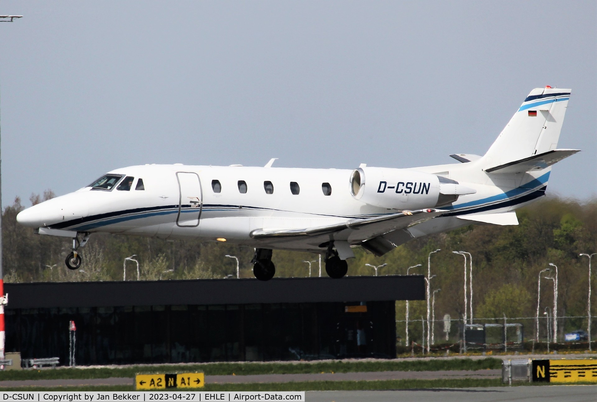D-CSUN, 2012 Cessna 560 Citation XLS+ C/N 560-6102, Arriving at Lelystad Airport for the last time in this outfit. Will get here a new livery by Satys (VistaJet)