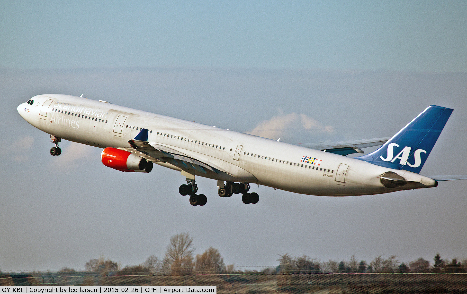OY-KBI, 2001 Airbus A340-313X C/N 430, Copenhagen 26.2.2015