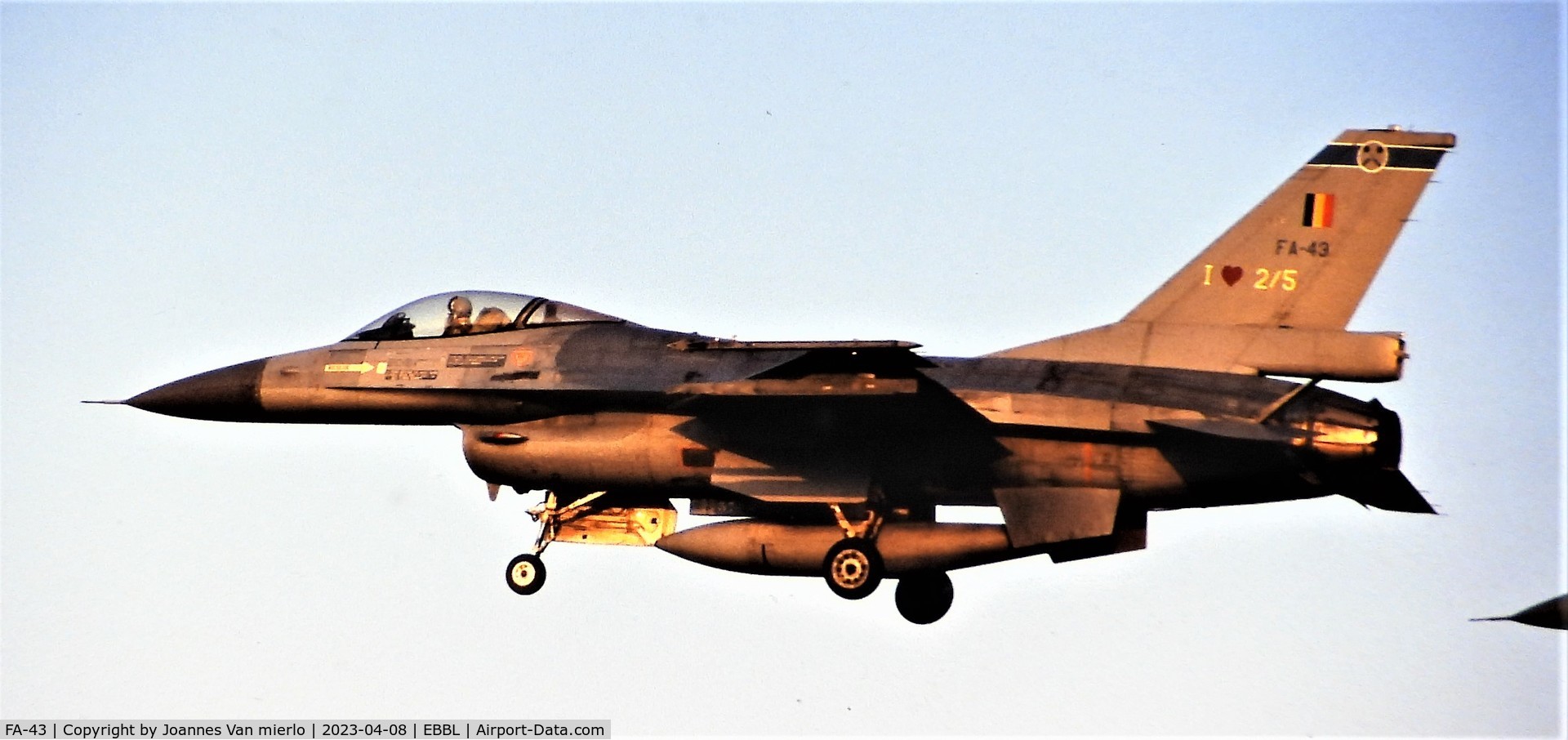 FA-43, SABCA F-16A Fighting Falcon C/N 6H-43, Slide scan