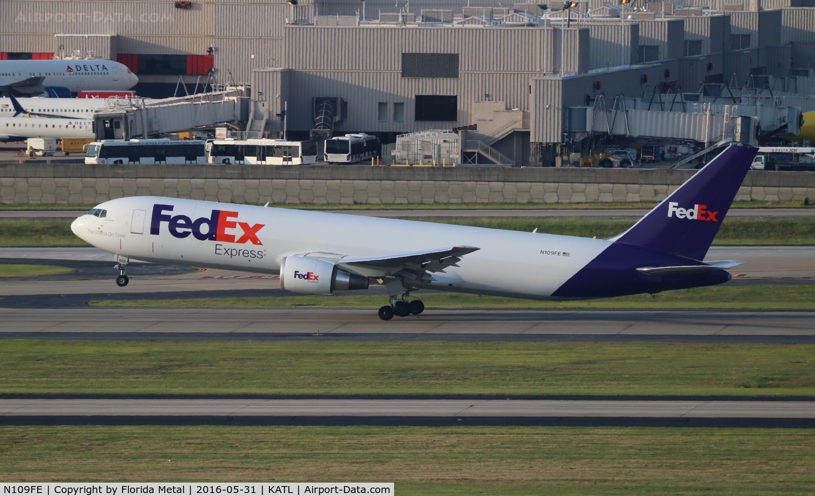 N109FE, 2014 Boeing 767-3S2F/ER C/N 42710, FedEx 763 zx