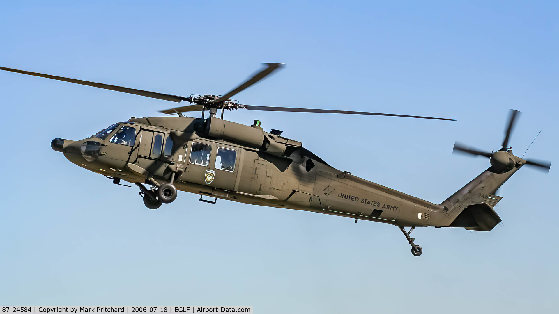 87-24584, Sikorsky UH-60A+ Black Hawk C/N 70-1090, Shot at Farnborough 2006