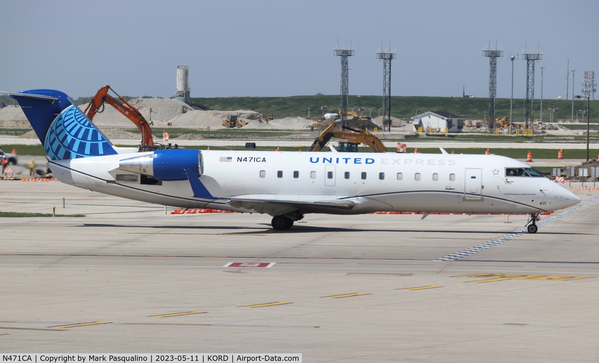 N471CA, 2002 Bombardier CRJ-200ER (CL-600-2B19) C/N 7655, CL-600-2B19