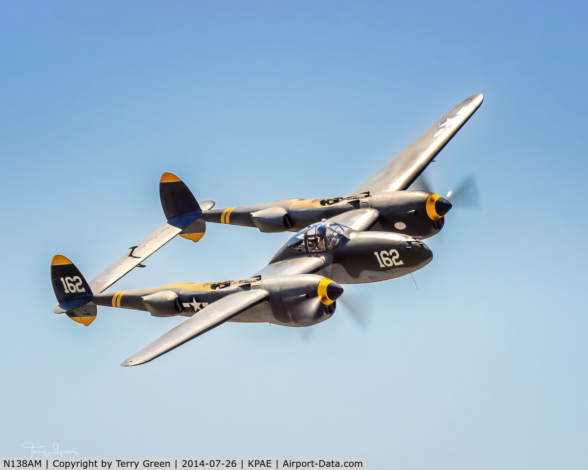 N138AM, 1943 Lockheed P-38J Lightning C/N 44-23314, Belongs to Panes of Fame, Chico CA
