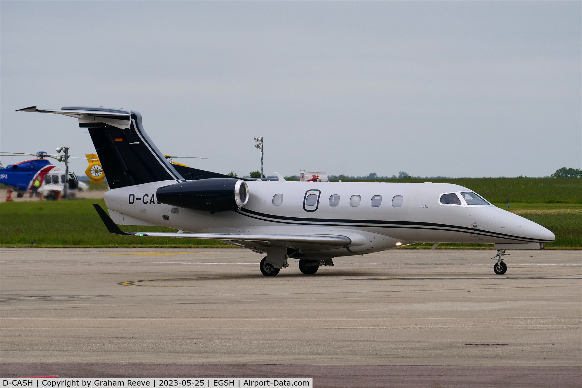 D-CASH, 2017 Embraer EMB-505 Phenom 300 C/N 50500398, Departing from Norwich.