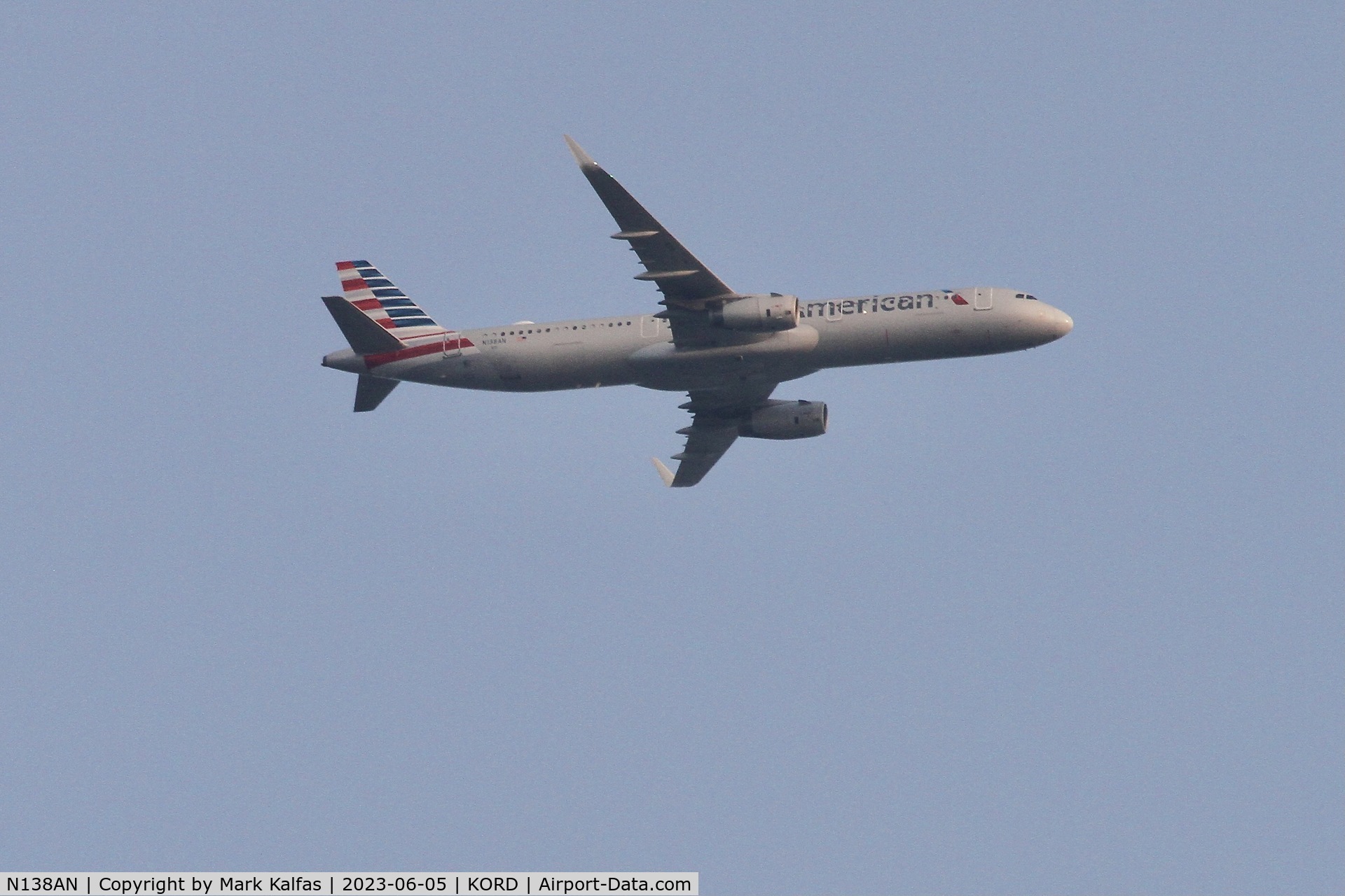 N138AN, 2015 Airbus A321-231 C/N 6650, American Airlines A321 N138AN AA865 PHL-ORD