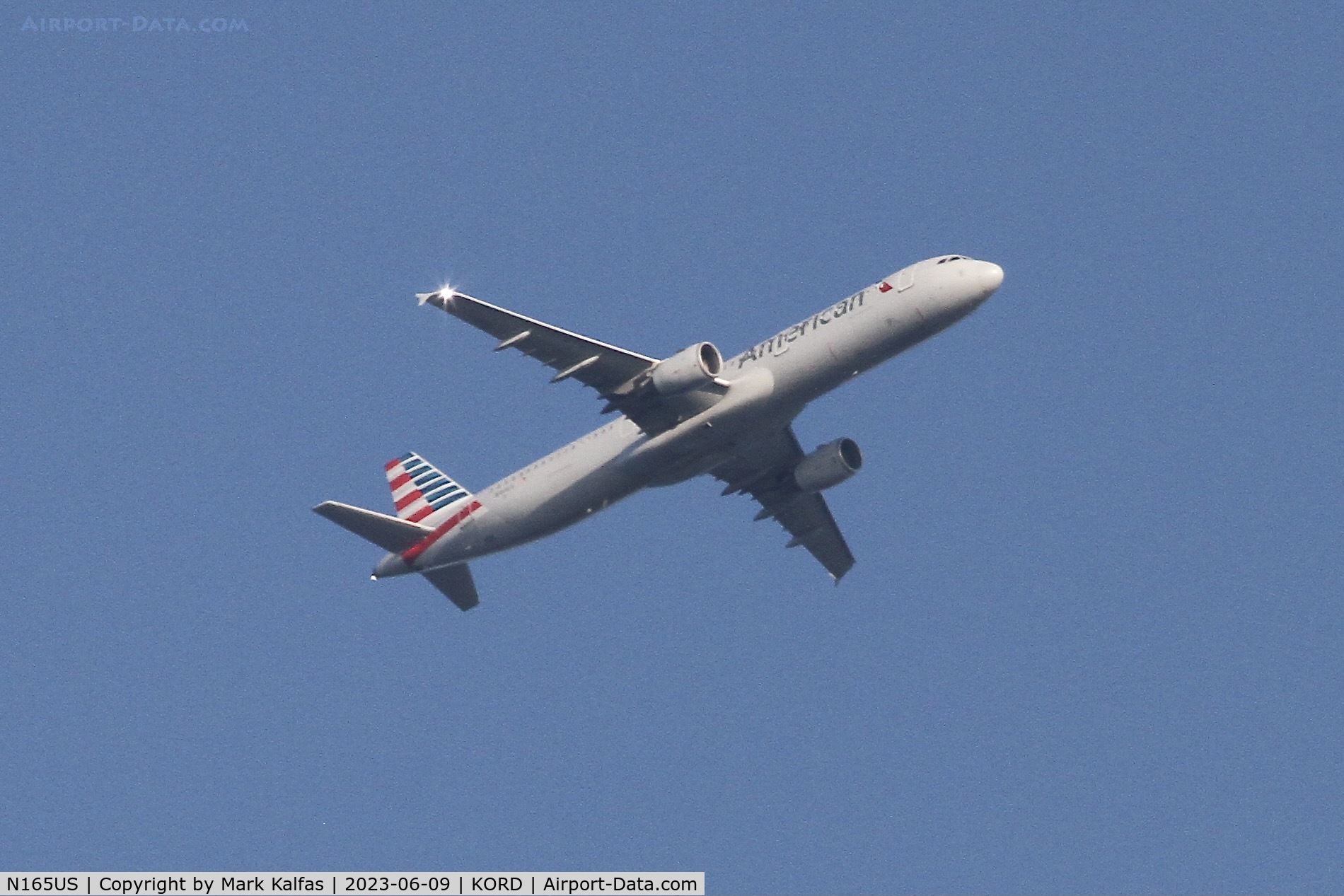 N165US, 2001 Airbus A321-211 C/N 1431, American Airlines A321 N165US operating as AA2857 from CLT to ORD