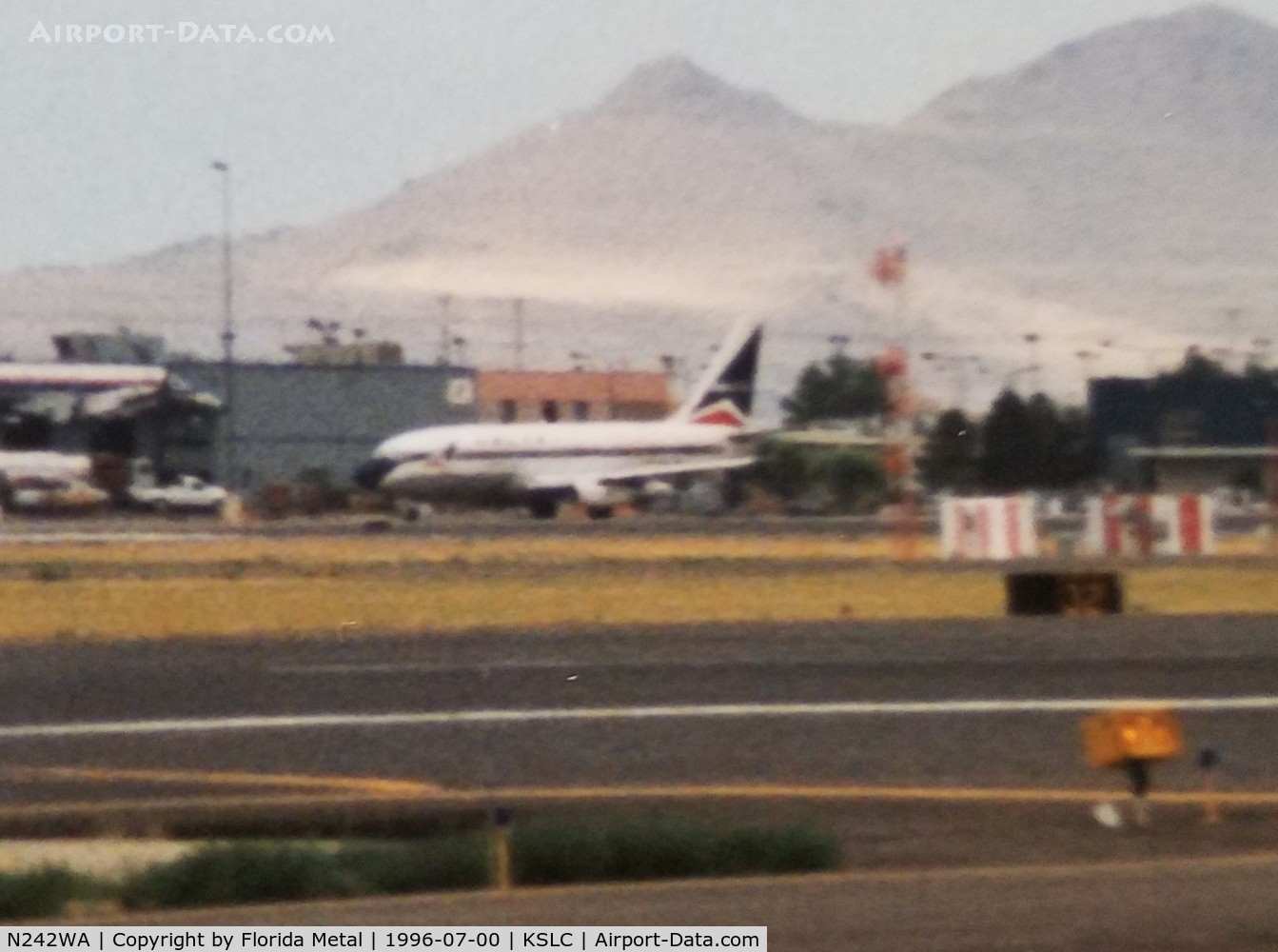 N242WA, 1986 Boeing 737-247 C/N 23516, Delta 737-200 zx