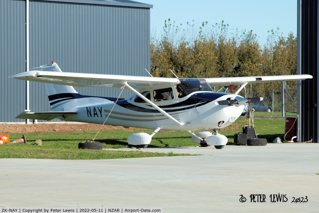ZK-NAY, 2004 Cessna 172S C/N 172S9725, Nelson Aviation College Ltd., Motueka
