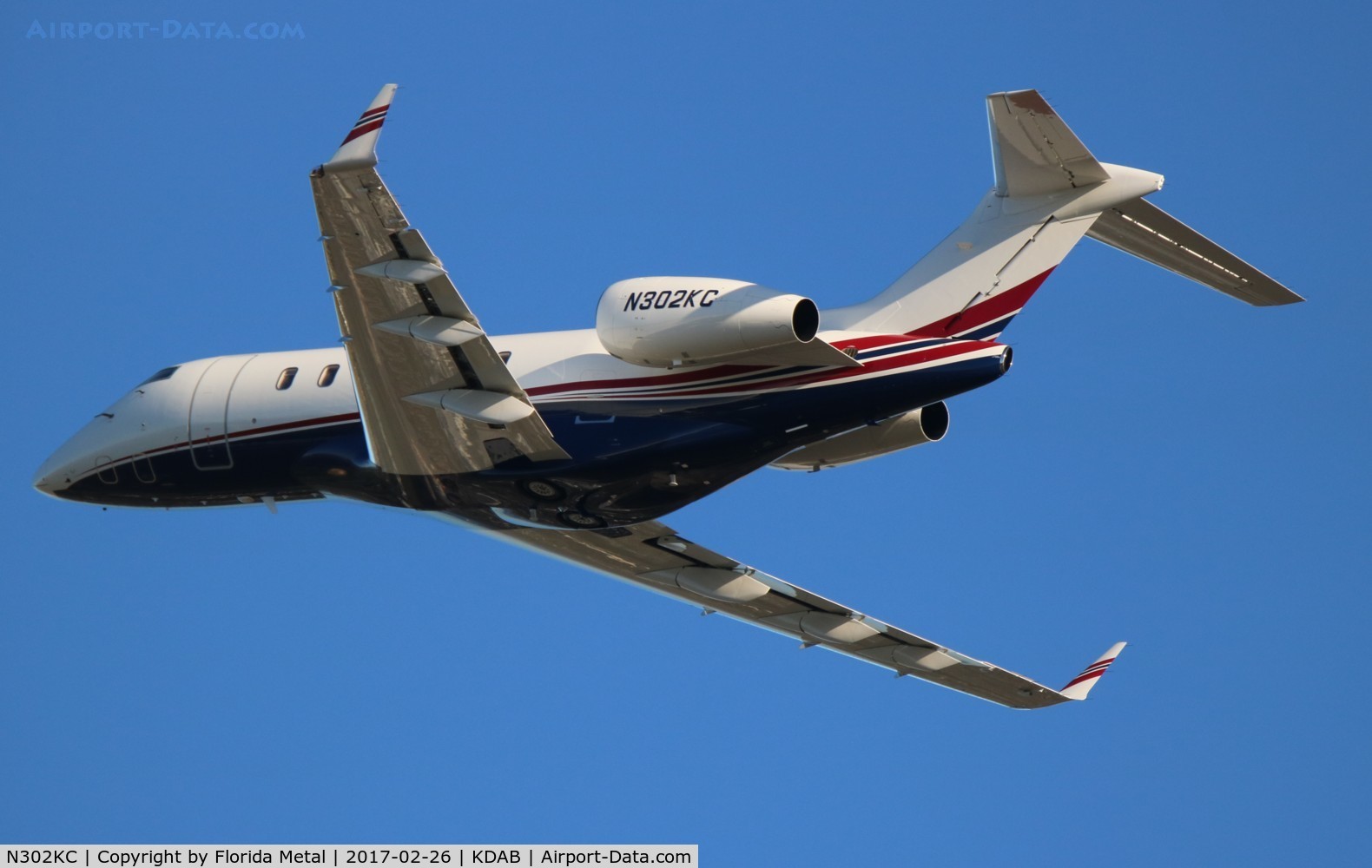 N302KC, 2013 Bombardier Challenger 300 (BD-100-1A10) C/N 20389, Challenger 300 zx