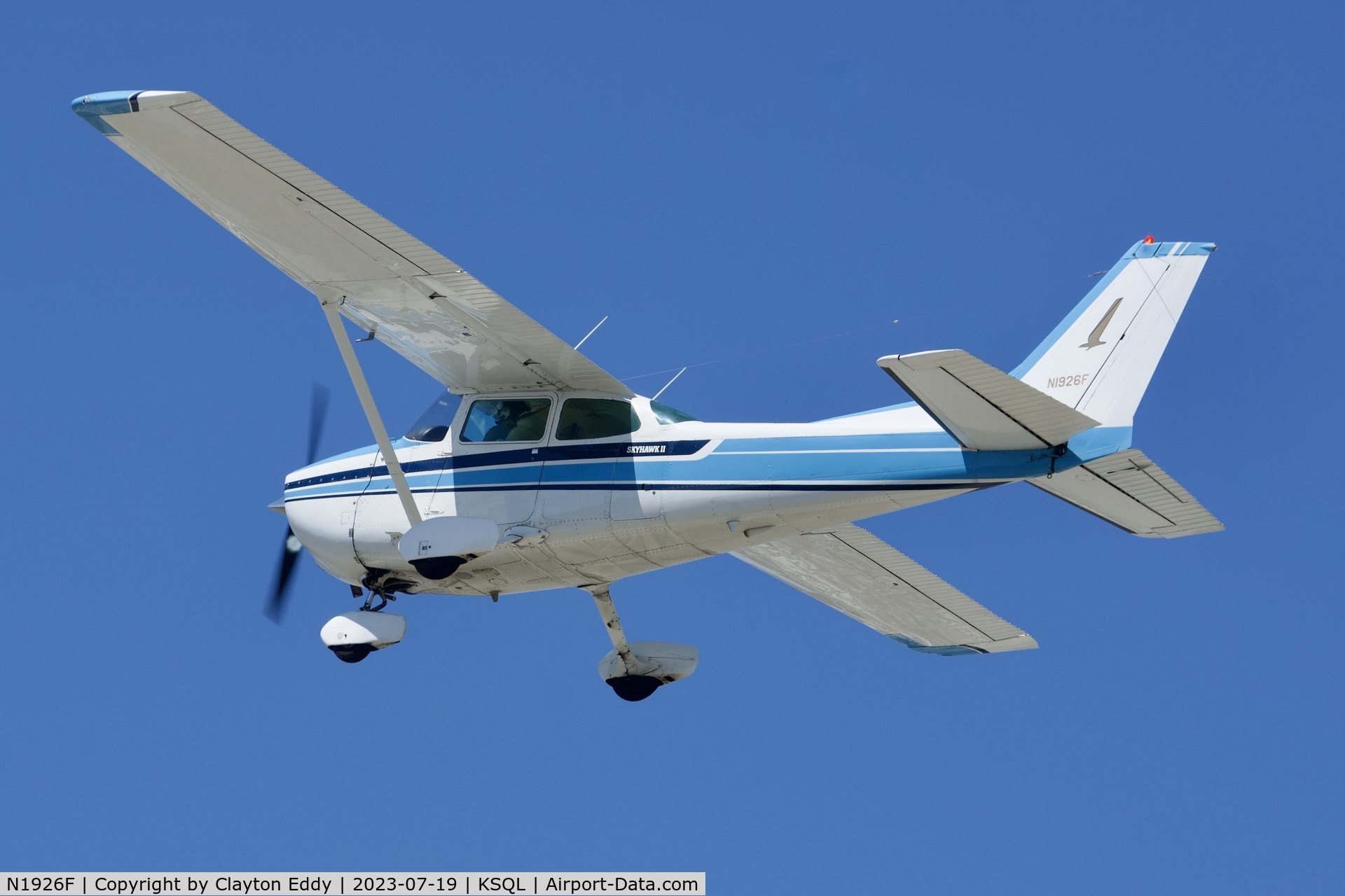 N1926F, 1979 Cessna 172N Skyhawk II C/N 17273017, San Carlos Airport in California 2023.