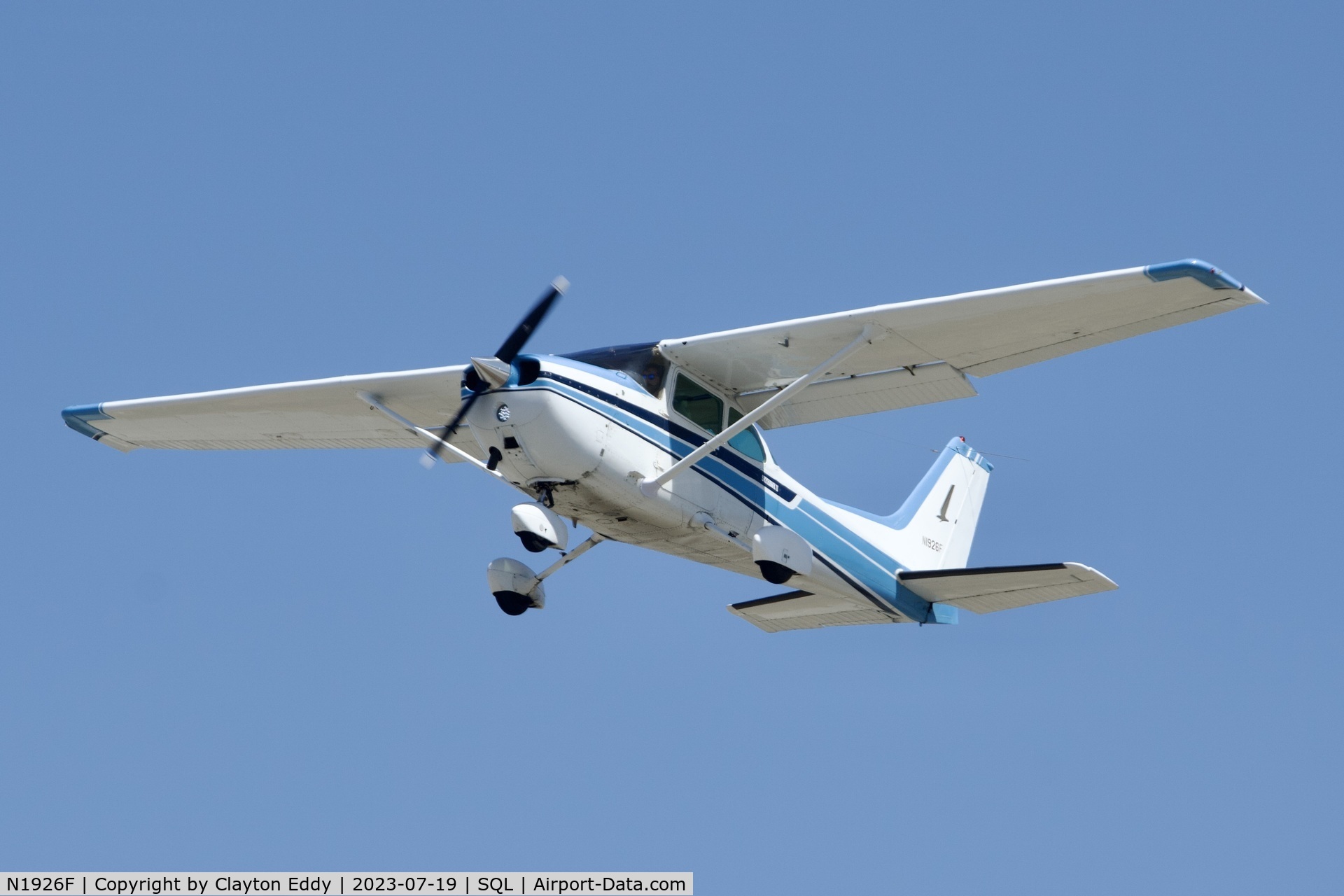 N1926F, 1979 Cessna 172N Skyhawk II C/N 17273017, San Carlos airport in California 2023.