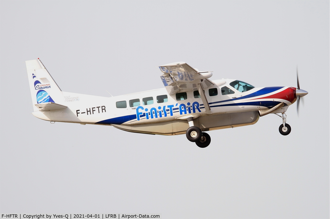 F-HFTR, 2008 Cessna 208B Grand Caravan C/N 208B-2041, F-HFTR - Cessna 208B Grand Caravan, Take off rwy 07R, Brest-Bretagne Airport (LFRB-BES)