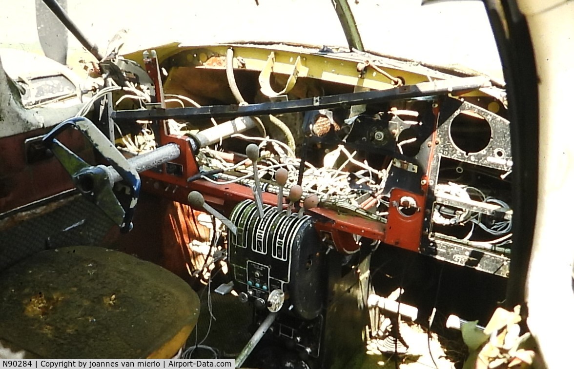 N90284, 1958 Piper PA-23-160 Apache C/N 23-1269, Slide scan