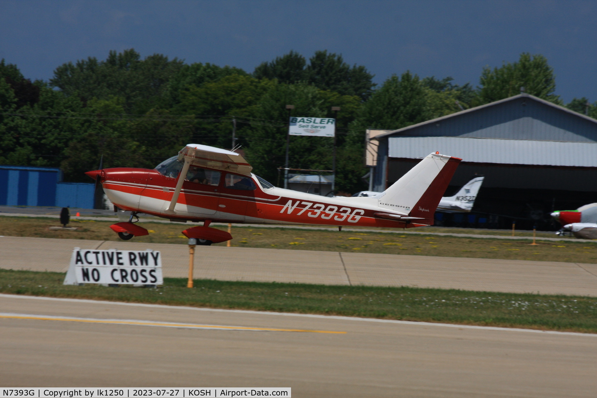N7393G, 1970 Cessna 172K Skyhawk C/N 17259093, This Cessna 172 was at EAA Air Venture 2023
