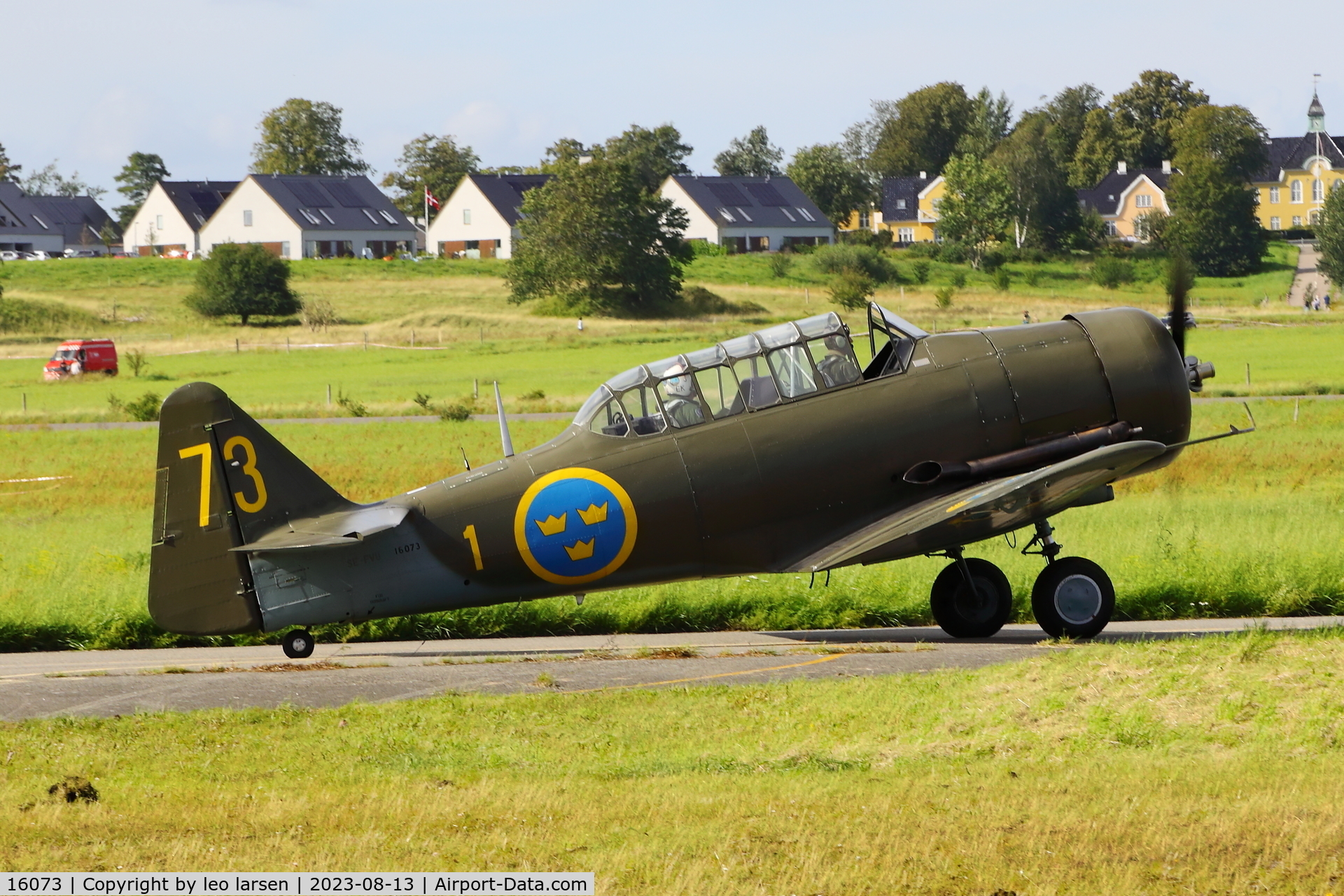 16073, 1943 Noorduyn AT-16-ND (Sk.16A) Texan C/N 14A-1098, Værløse Denmark 13.8.2023