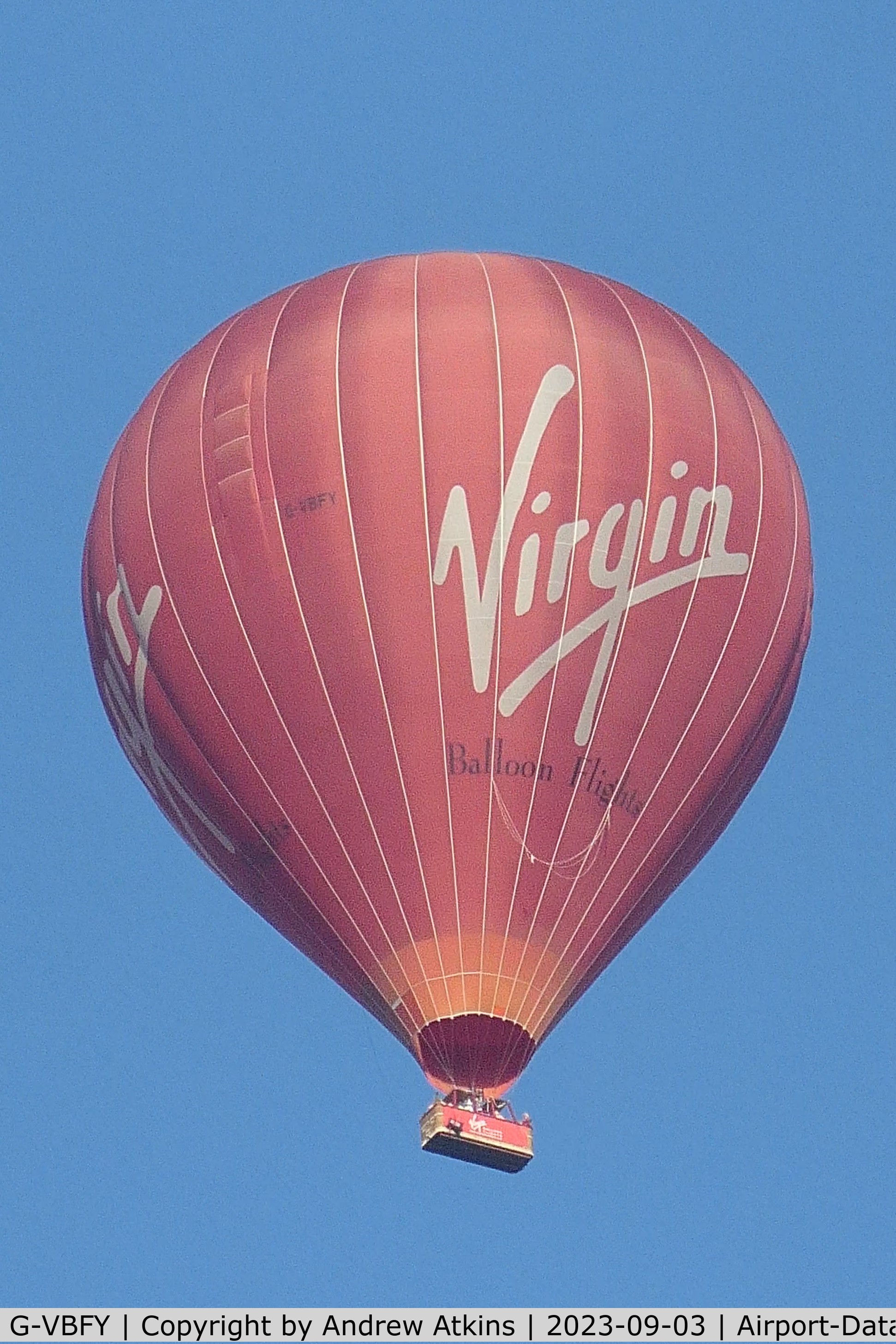 G-VBFY, Cameron Balloons Z-400 C/N 11371, Flying over Telford, UK.
