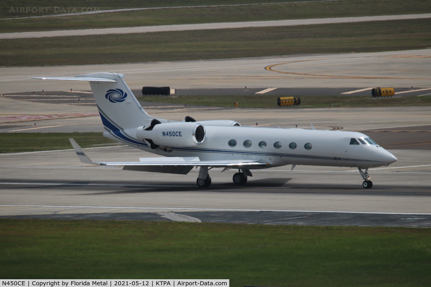 N450CE, Gulfstream Aerospace GIV-X (G450) C/N 4250, G450 zx
