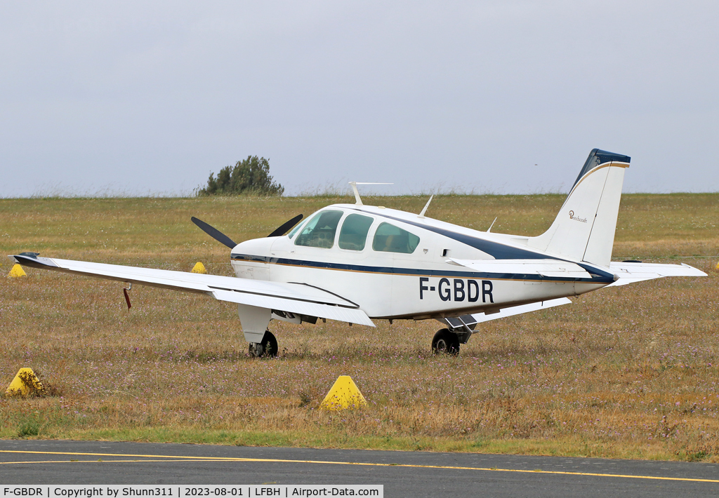 F-GBDR, Beech F33A Bonanza C/N CE-740, Parked in the grass...