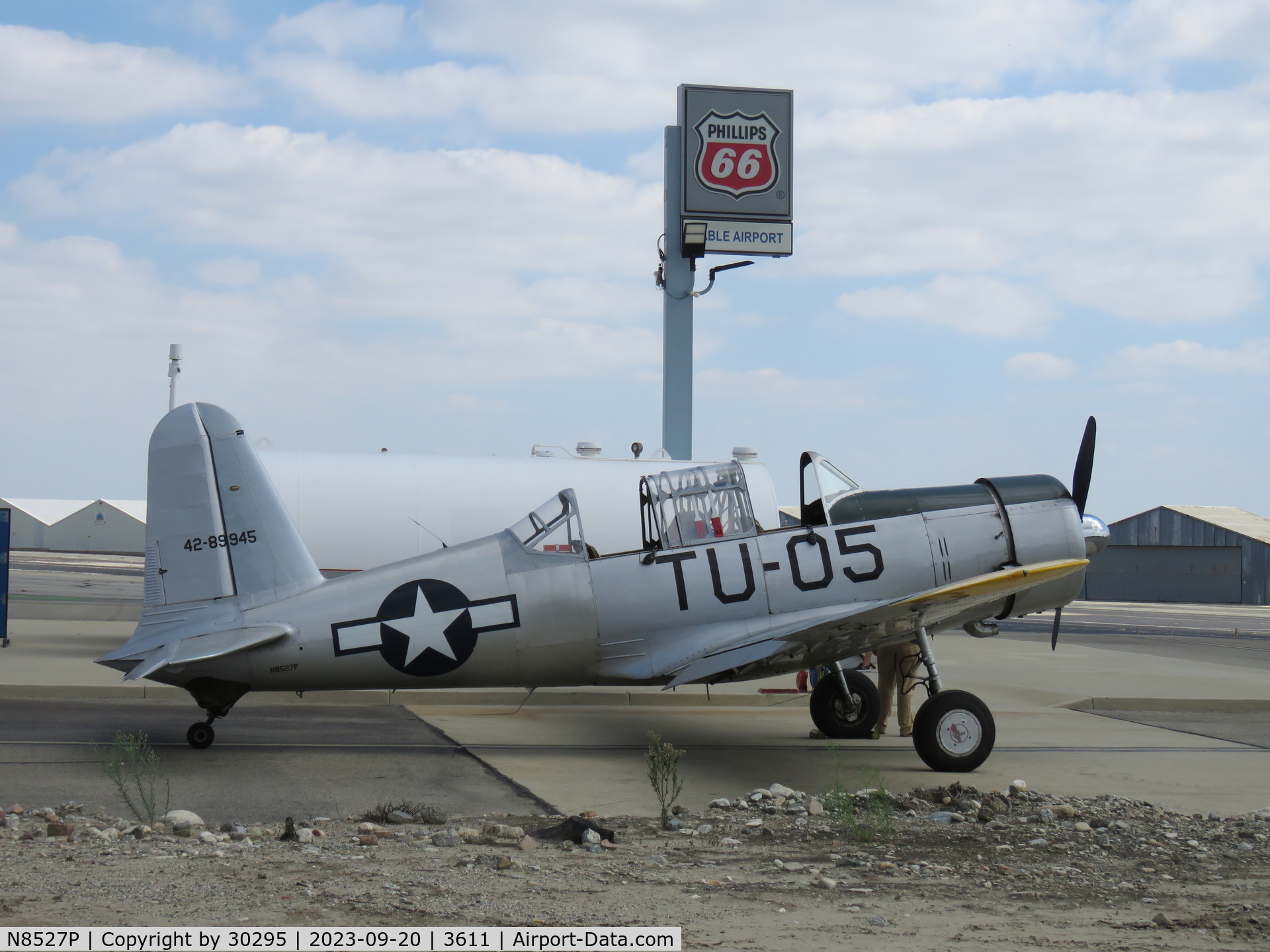 N8527P, 1980 Consolidated Vultee BT-13 C/N 79-758, Fueled