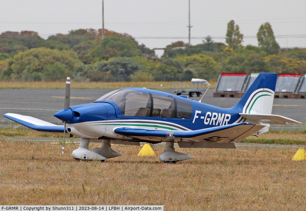 F-GRMR, Robin DR-400-160 Chevalier C/N 2429, Parked...