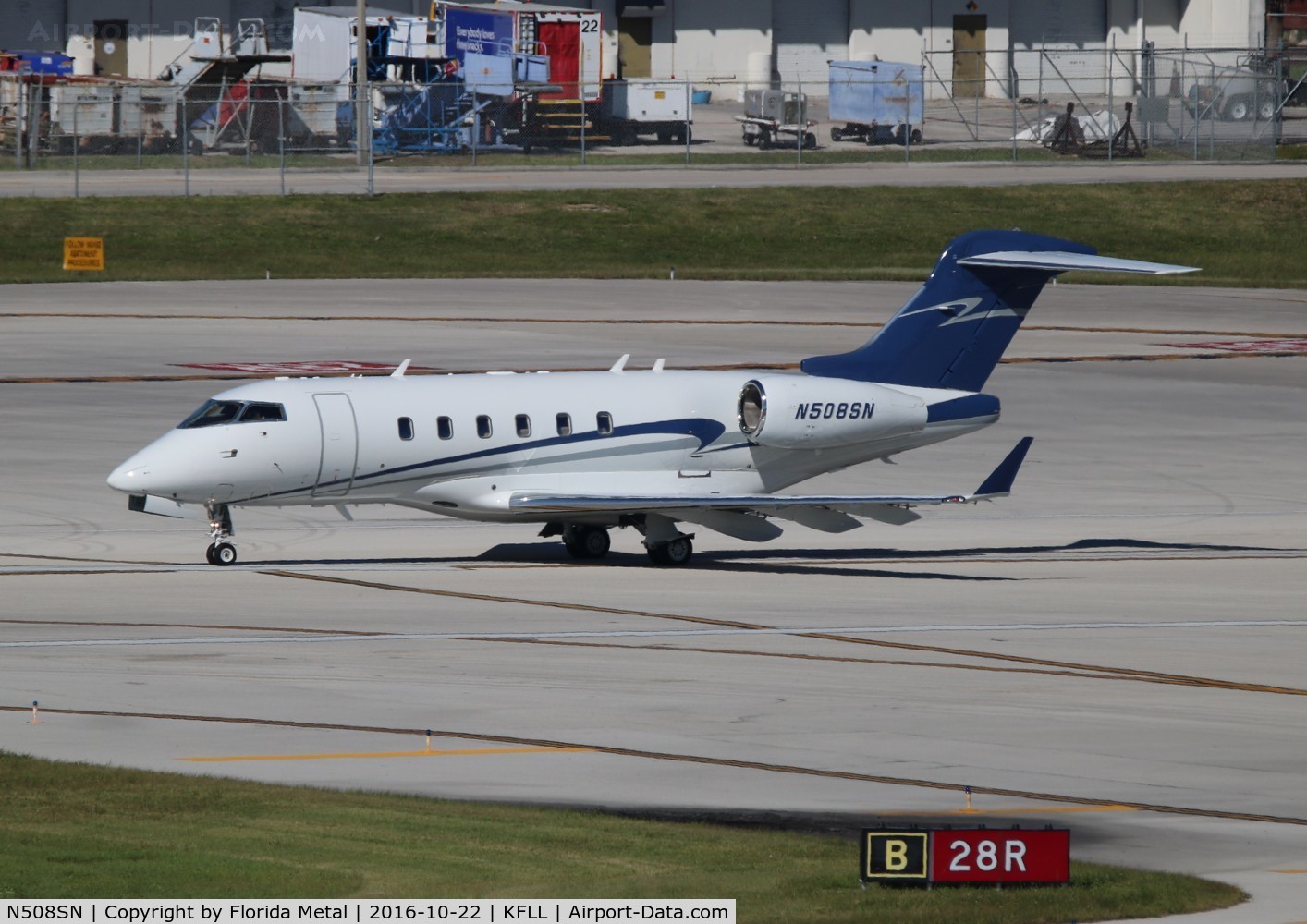 N508SN, 2009 Bombardier Challenger 300 (BD-100-1A10) C/N 20269, Challenger 300 zx