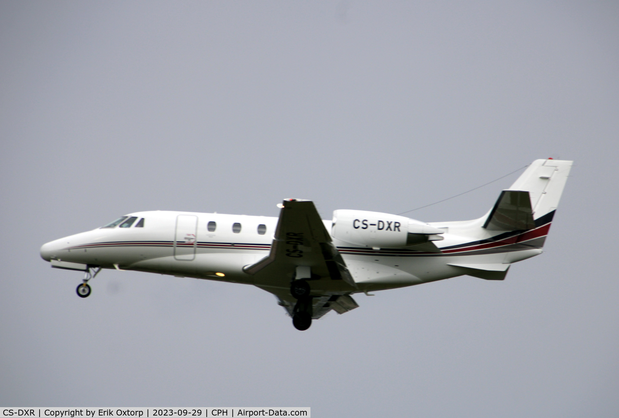 CS-DXR, 2007 Cessna 560 Citation Excel C/N 560-5748, CS-DXR landing rw 22L