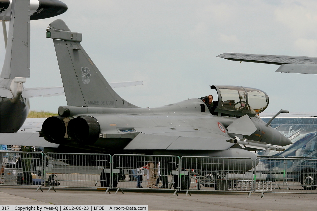 317, Dassault Rafale B C/N 317, Dassault Rafale B, Static display, Evreux-Fauville Air Base 105 (LFOE)