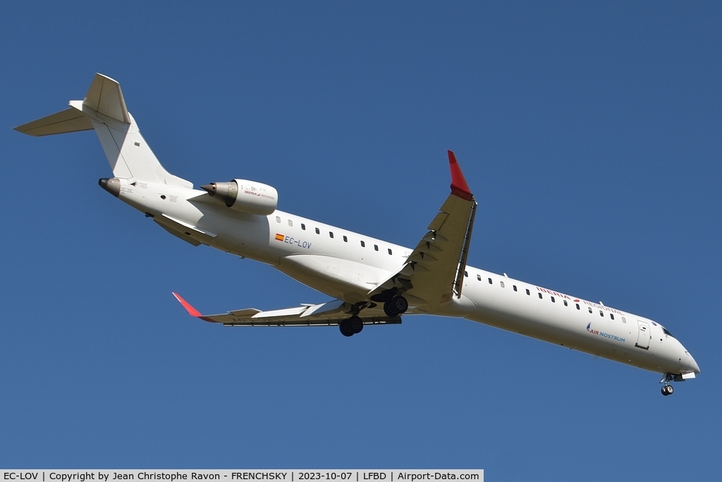 EC-LOV, 2011 Bombardier CRJ-1000ER NG (CL-600-2E25) C/N 19019, IB8698 / ANE42BN from Madrid landing runway 05