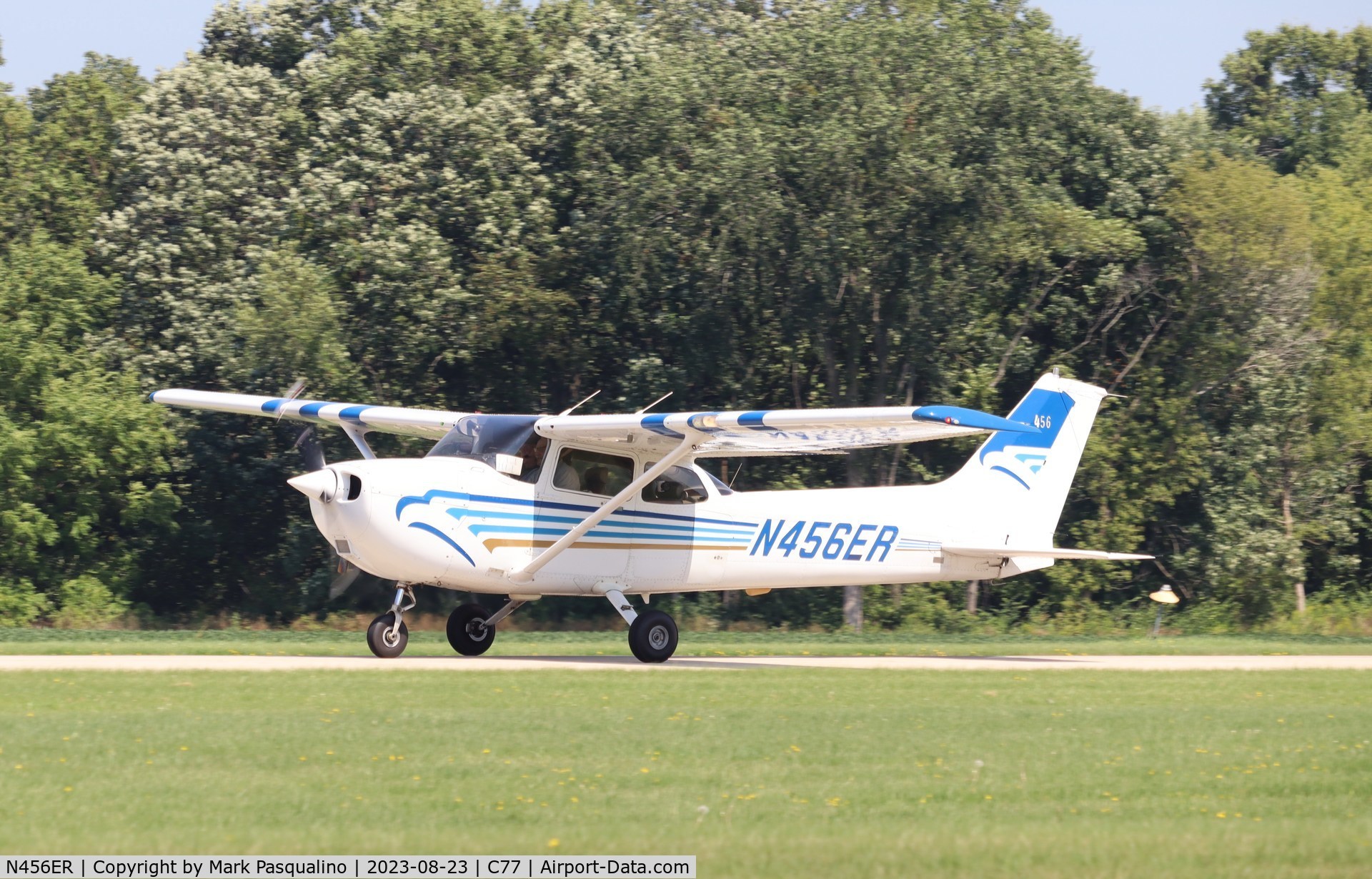 N456ER, 1998 Cessna 172R C/N 17280667, Cessna 172R