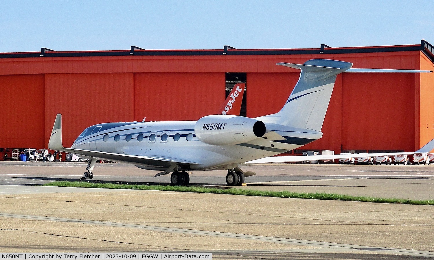 N650MT, 2013 Gulfstream Aerospace G650 (G-VI) C/N 6030, At Luton Airport