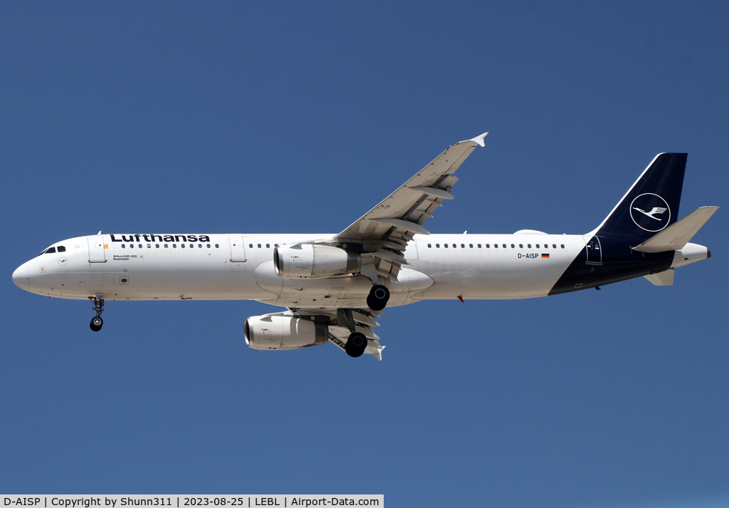 D-AISP, 2009 Airbus A321-231 C/N 3864, Landing rwy 24R in new c/s