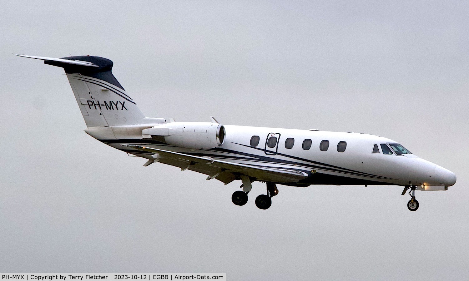 PH-MYX, 2000 Cessna 650 Citation VII C/N 650-7117, At Birmingham