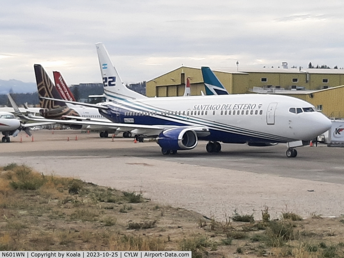 N601WN, 1995 Boeing 737-3H4 C/N 27695, Arrival from Port Alberni.