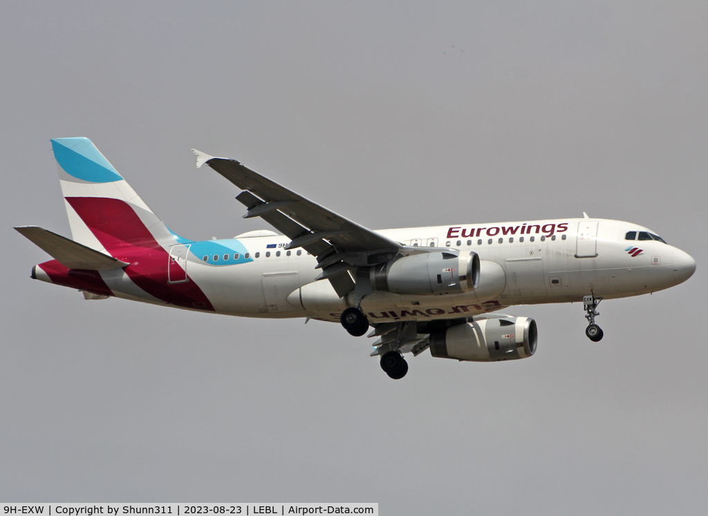 9H-EXW, 2013 Airbus A319-100 C/N 5535, Landing rwy 06L