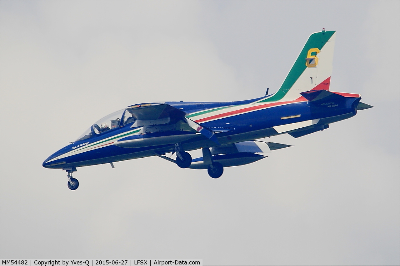 MM54482, Aermacchi MB-339PAN C/N 6677/072/AD011, Aermacchi MB-339PAN, Number 6 of Frecce Tricolori Aerobatic Team 2015, on final rwy 29, Luxeuil-Saint Sauveur Air Base 116 (LFSX)