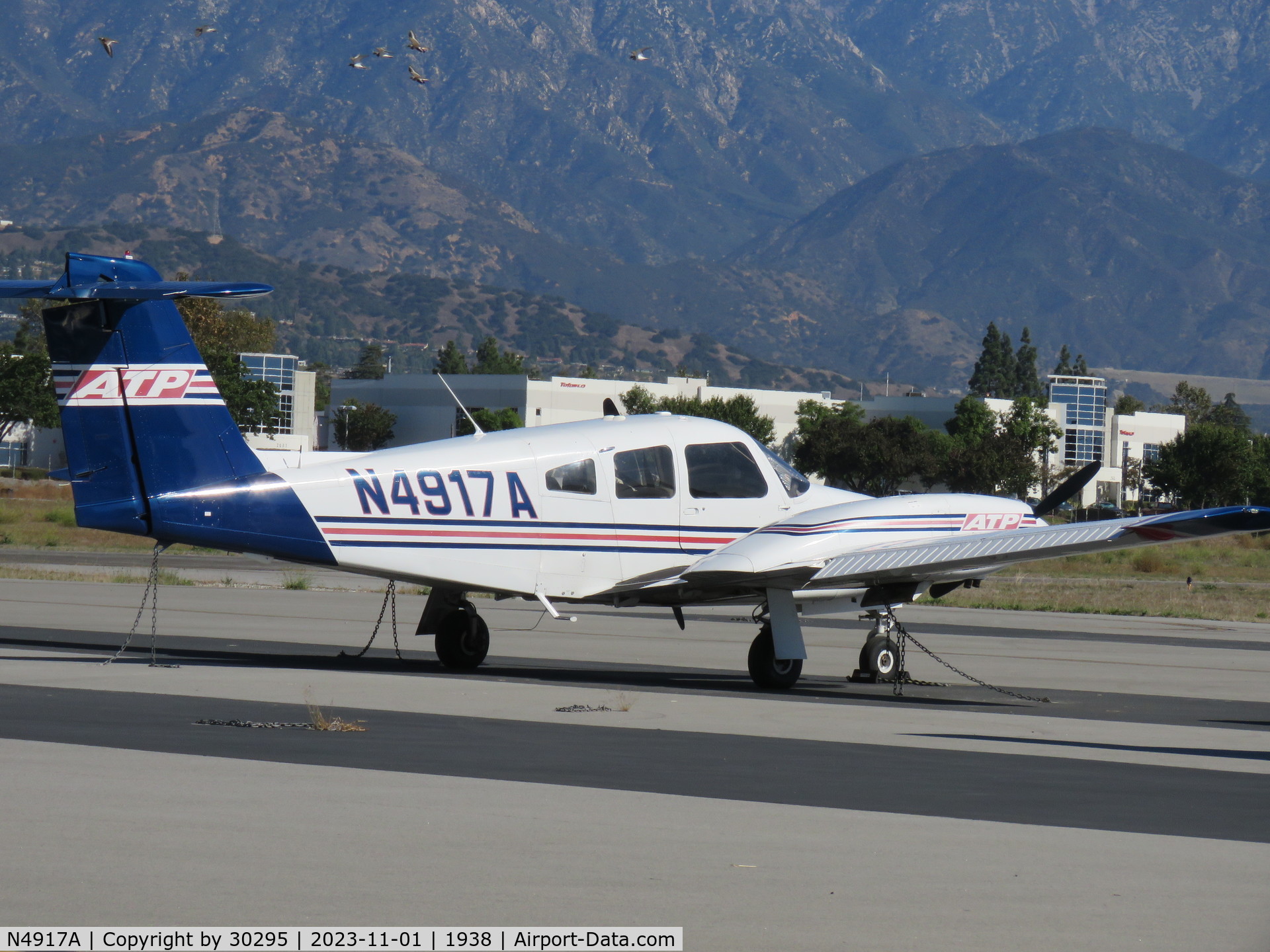 N4917A, 2008 Piper PA-44-180 Seminole C/N 4496254, Parked