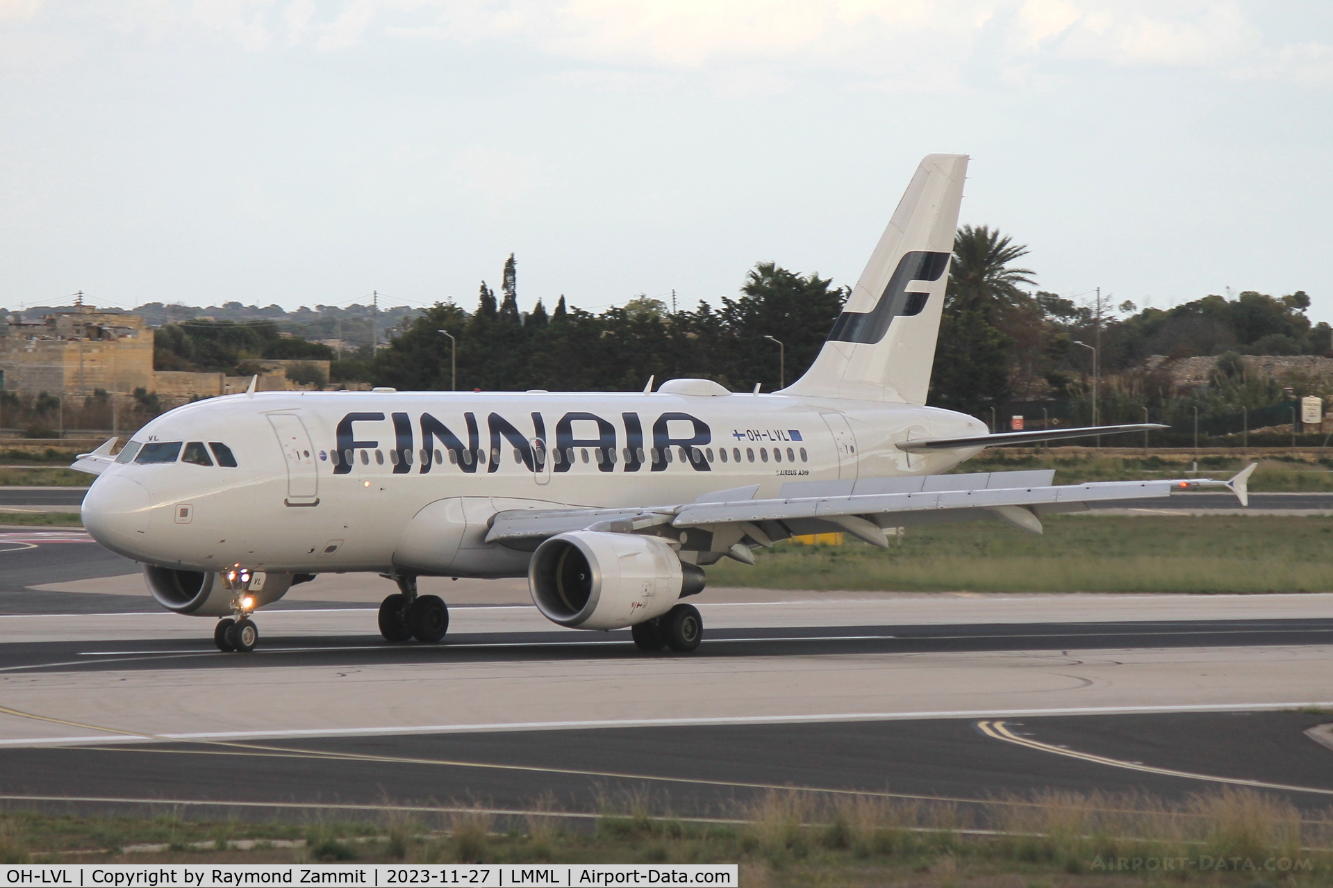 OH-LVL, 2004 Airbus A319-112 C/N 2266, A319 OH-LVL Finnair