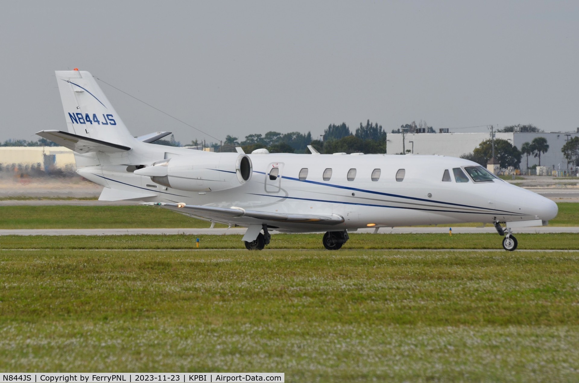 N844JS, 2003 Cessna 560XL Citation Excel C/N 560-5344, Ce560XL arriving in PBI