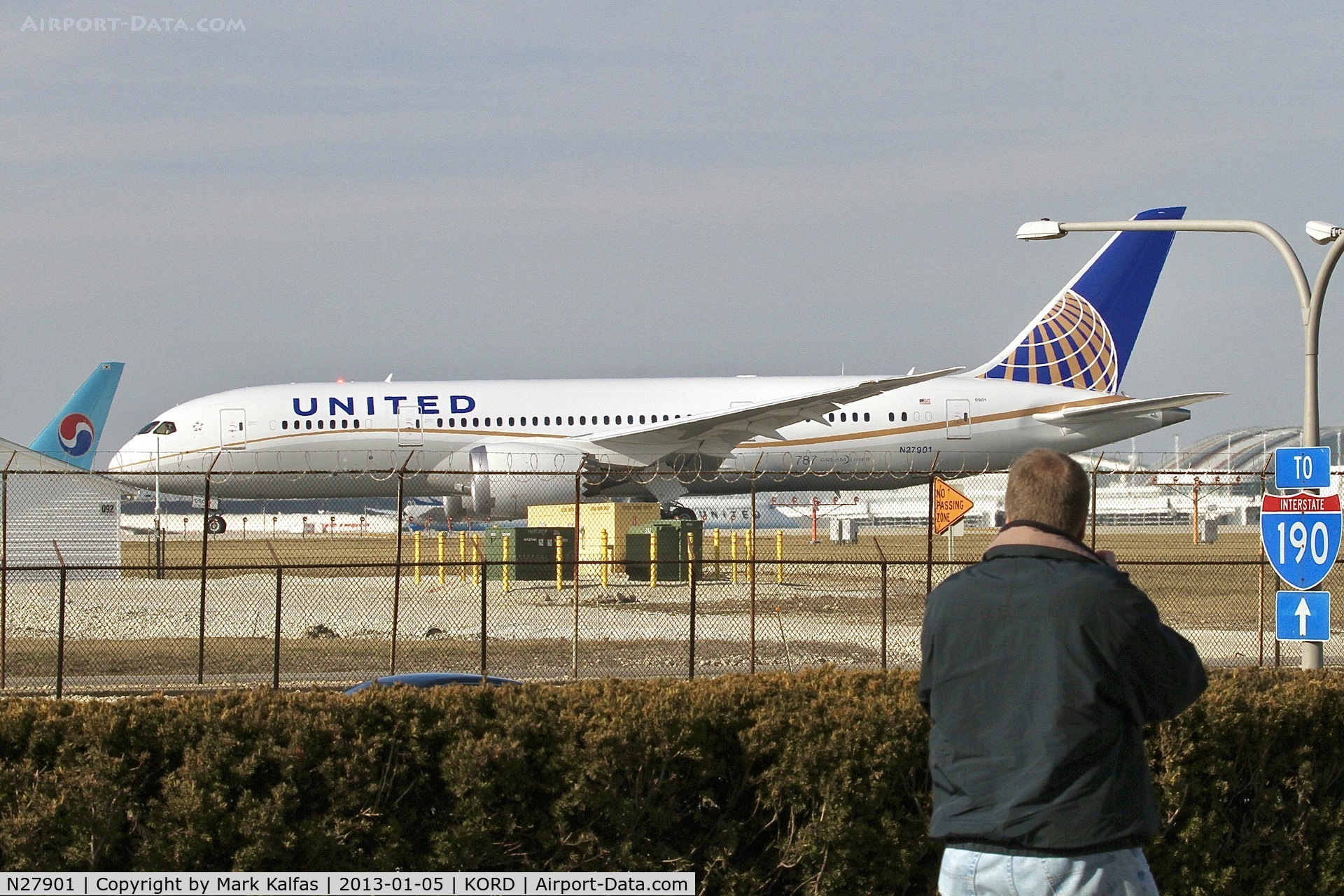 N27901, 2012 Boeing 787-8 Dreamliner C/N 34821,  B788 United Airlines,Boeing 787-8 N27901, lining up on RWY 22L KORD