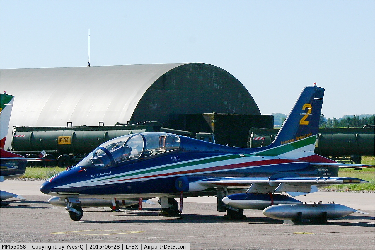 MM55058, Aermacchi MB-339A C/N 6852/190/AA087, Aermacchi MB-339PAN, N°2 of Frecce Tricolori Aerobatic Team 2015, Luxeuil-Saint Sauveur Air Base (LFSX)