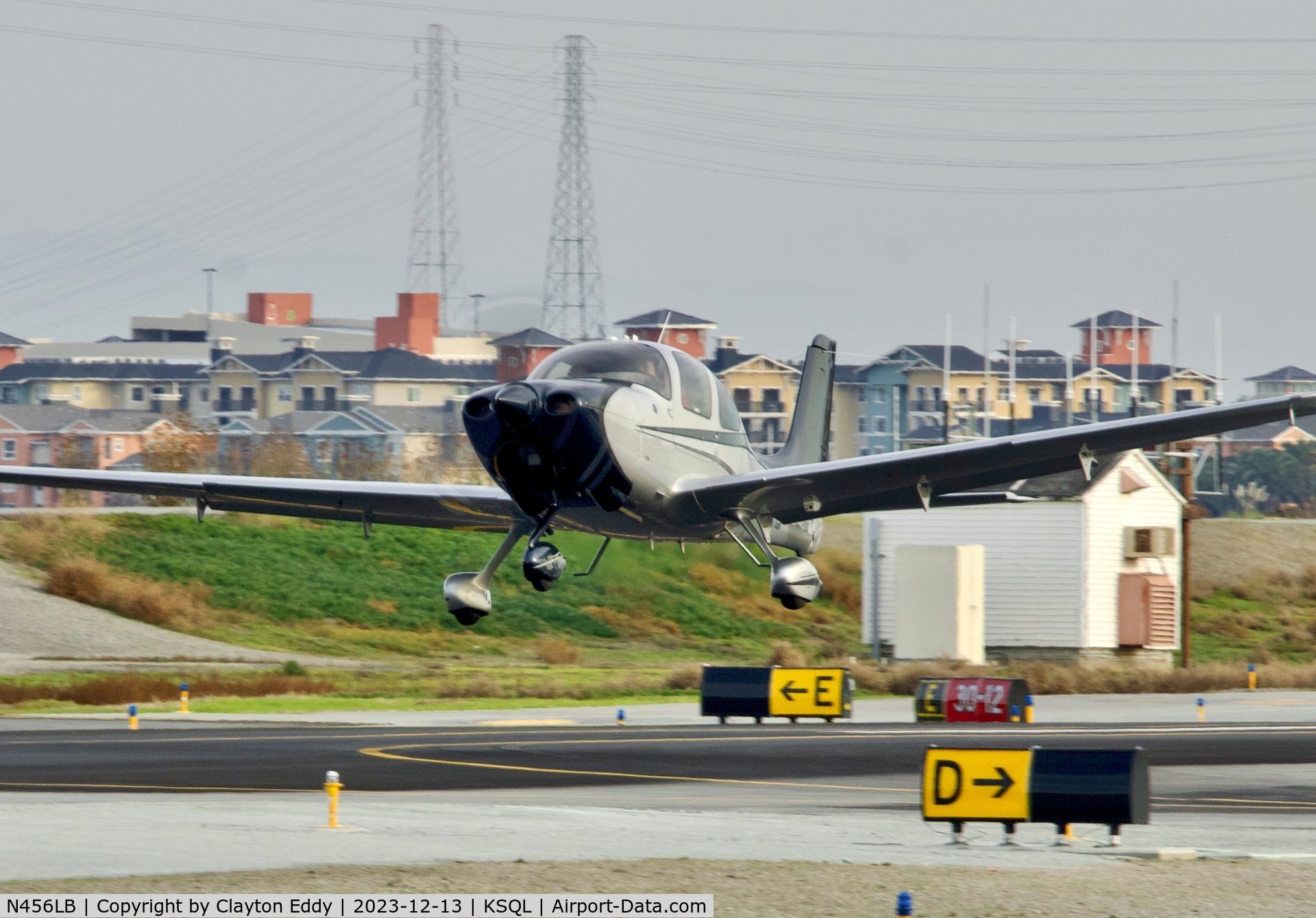 N456LB, 2014 Cirrus SR20 C/N 2256, San Carlos Airport in California 2023.