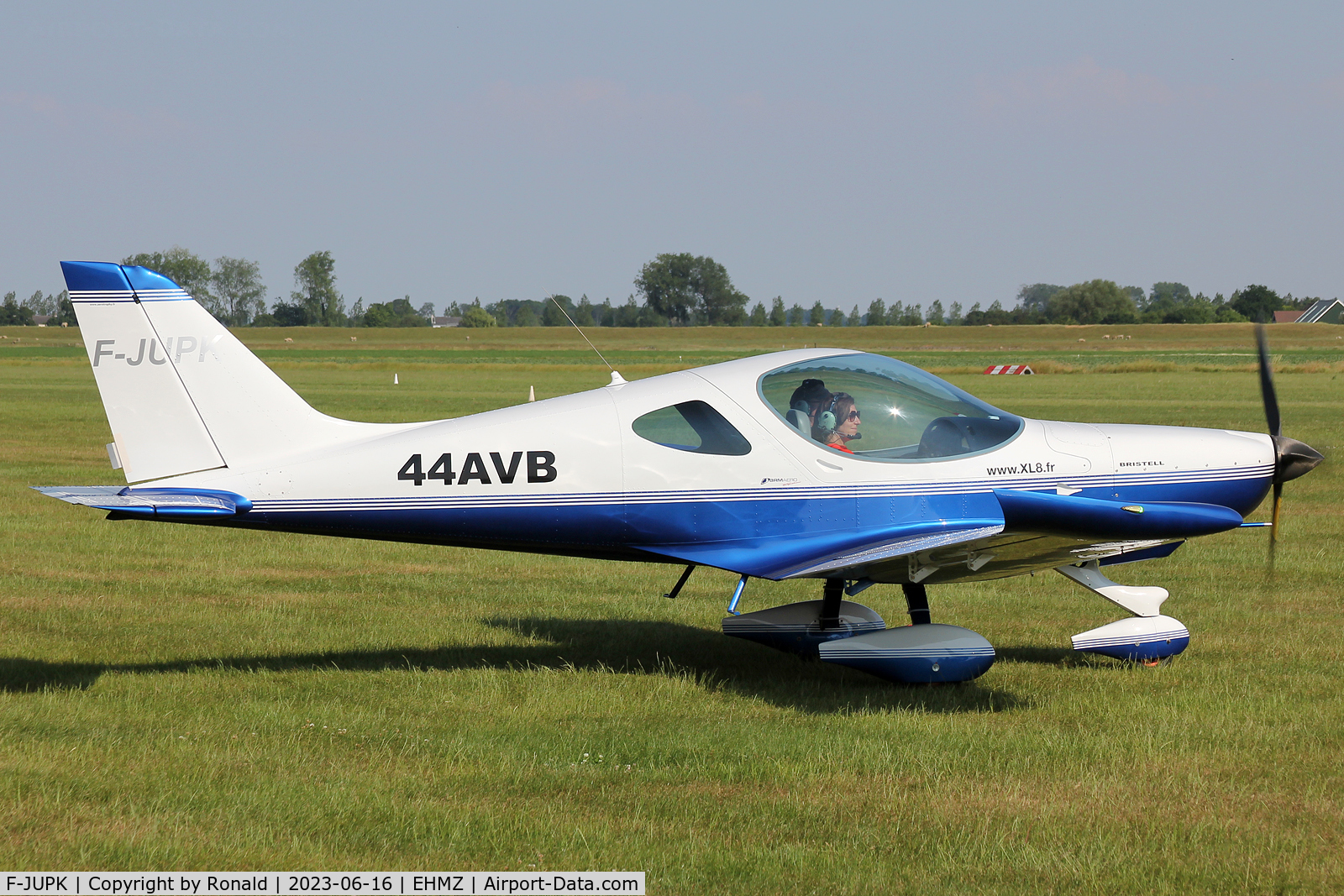 F-JUPK, BRM Aero Bristell RG C/N 27580, at ehmz
